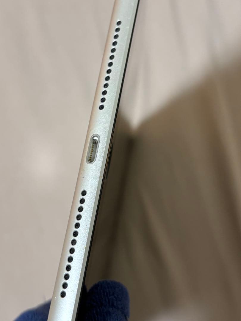 Apple iPad シルバー 本体 64GB