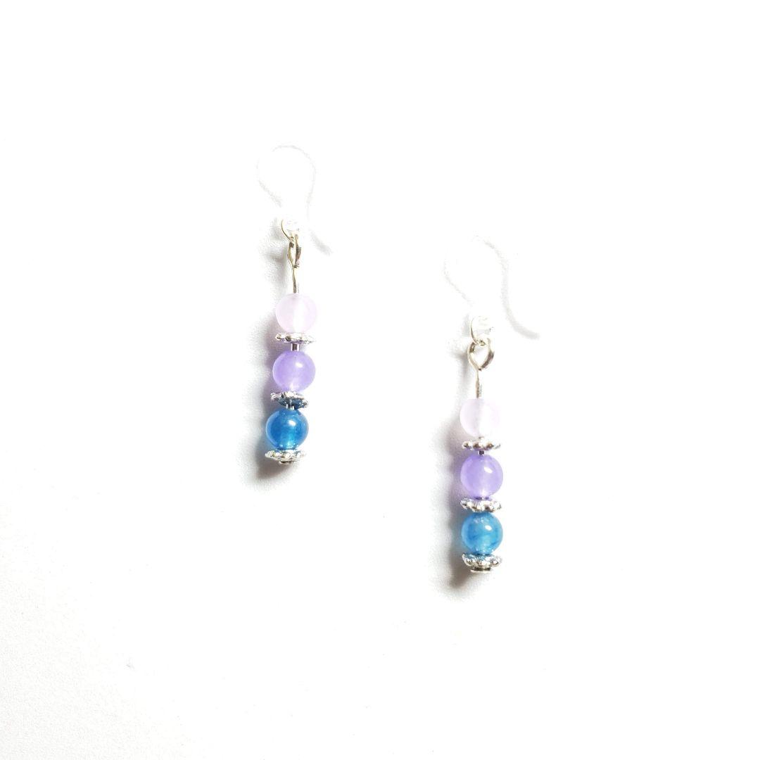 No.1028-E　天然石カルセドニー☆ミニ☆ピアス・イヤリング