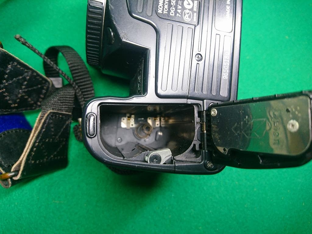 KONICA MINOLTA DIGITAL DG-5D デジタル一眼中古品