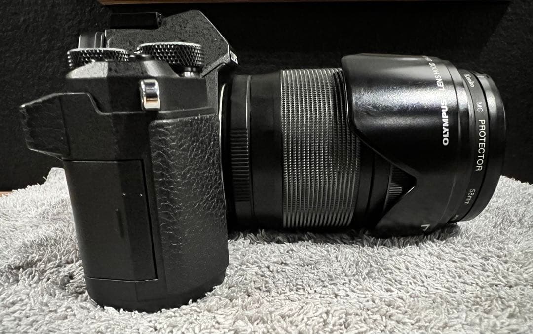 【極美品】OM-D E-M5 Mark II 14-150レンズキット