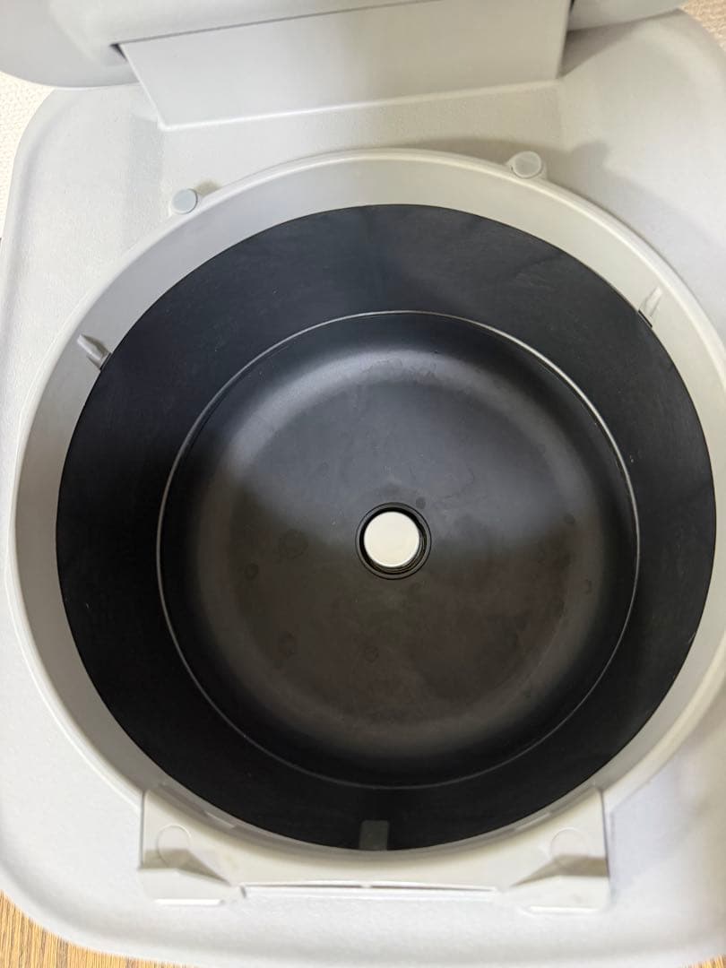 HITACHI 炊飯器 2022年製 RZ-V100DM