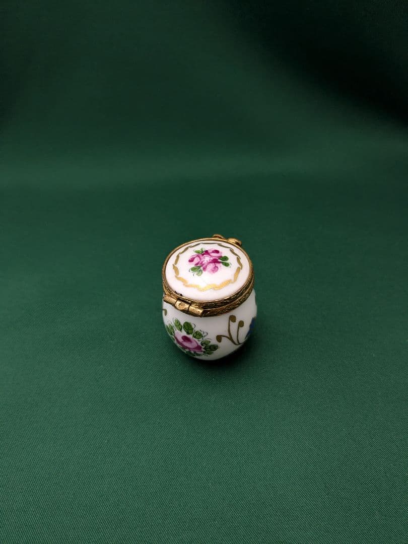 Limoges 花柄ボックス 陶磁器