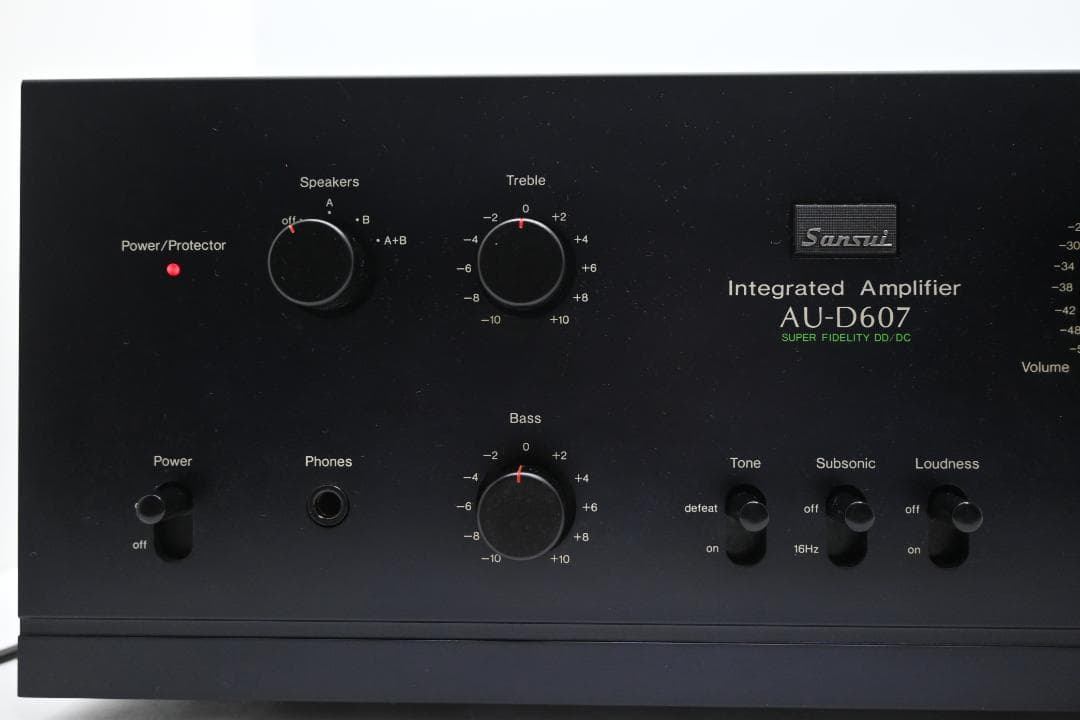 ◆◇Ｓａｎｓｕｉ　ＡＵ－Ｄ６０７　【動作品　美品】◇◆