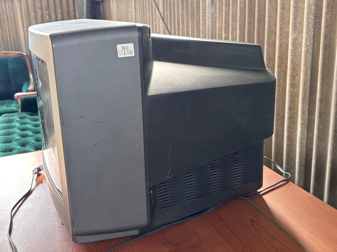 ソニー製 ブラウン管テレビKV-16GW2（1996年製）