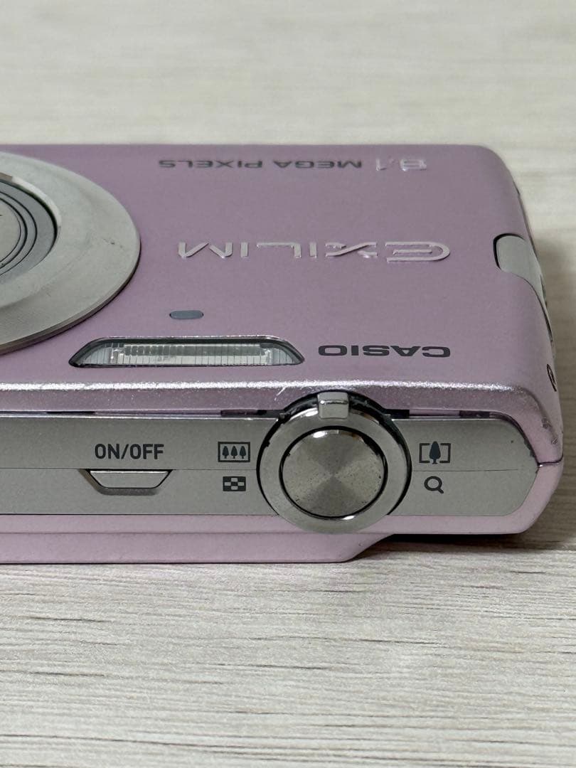CASIO EXILIM 8メガピクセル ピンク コンパクトデジタルカメラ
