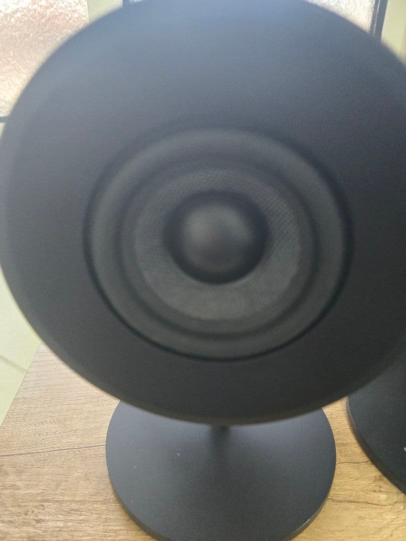 Razer Nommo Chroma ゲーミングスピーカー