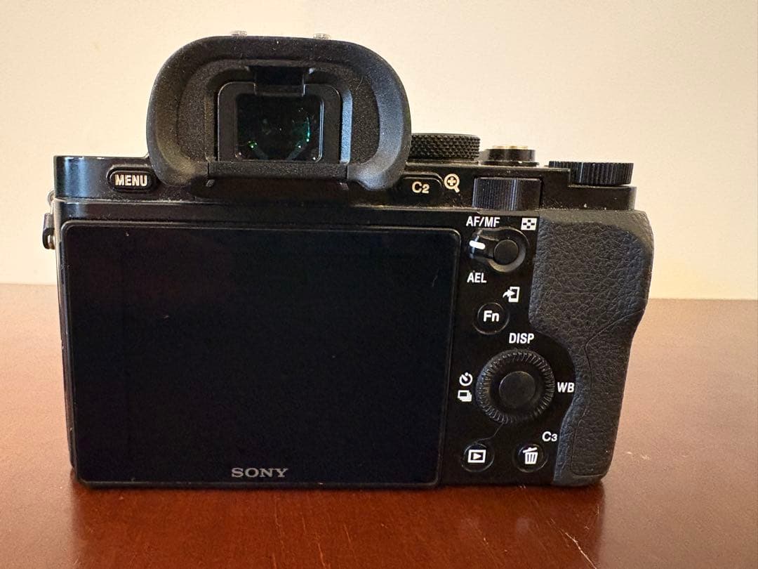 SONY α7S 初代 ボディ ILCE-7S（バッテリー2個・箱付き）