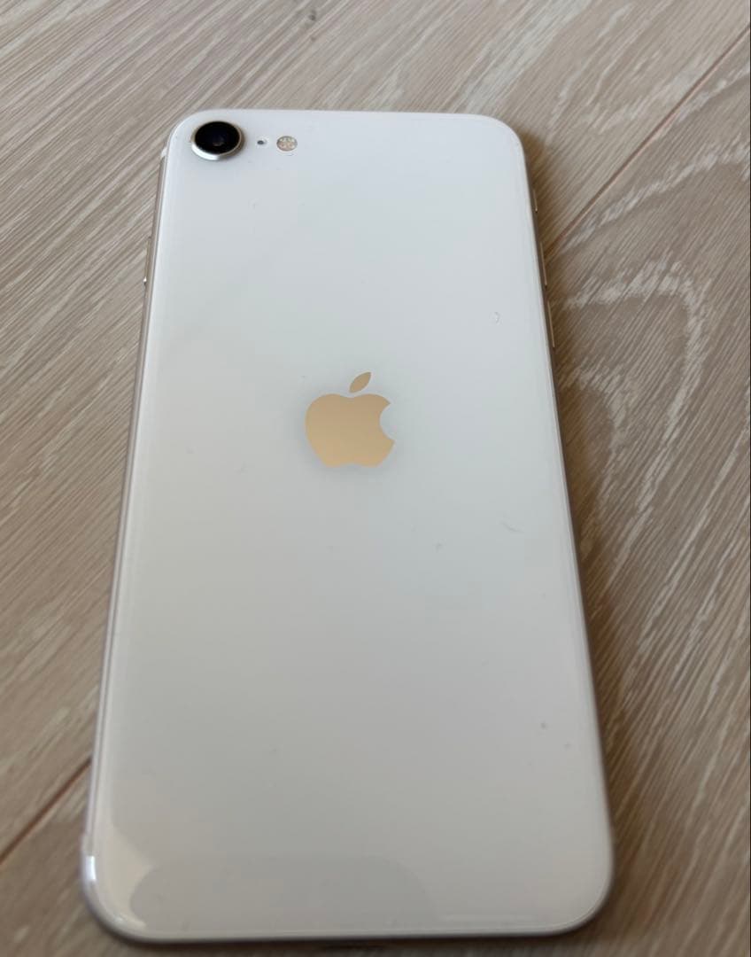 iPhone SE3 256GB 本体 バッテリー78%