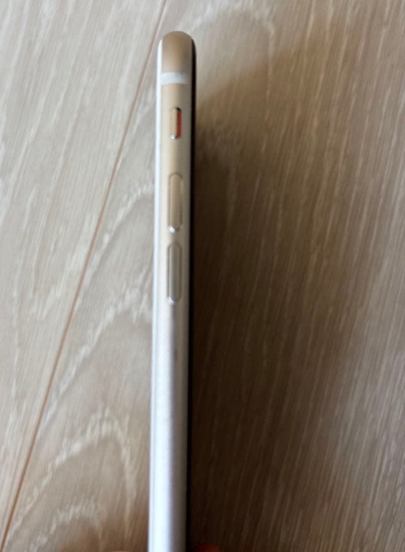 iPhone SE3 256GB 本体 バッテリー78%
