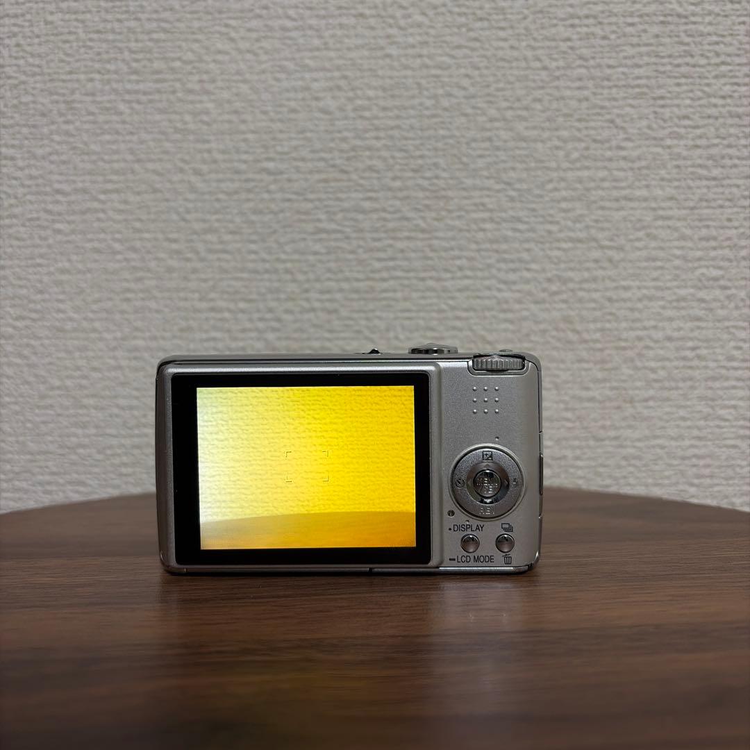 【オールドコンデジ】 Panasonic LUMIX DMC-FX07