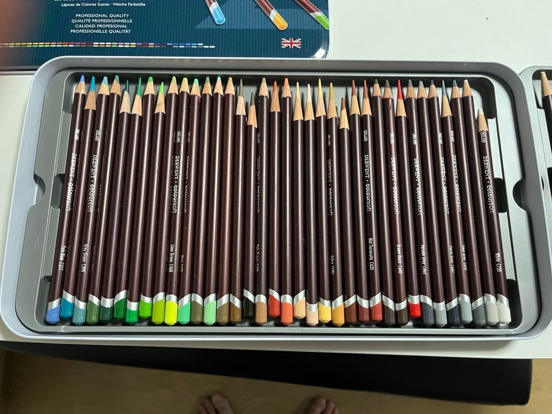 Derwent Coloursoft 72色セット 水彩色鉛筆