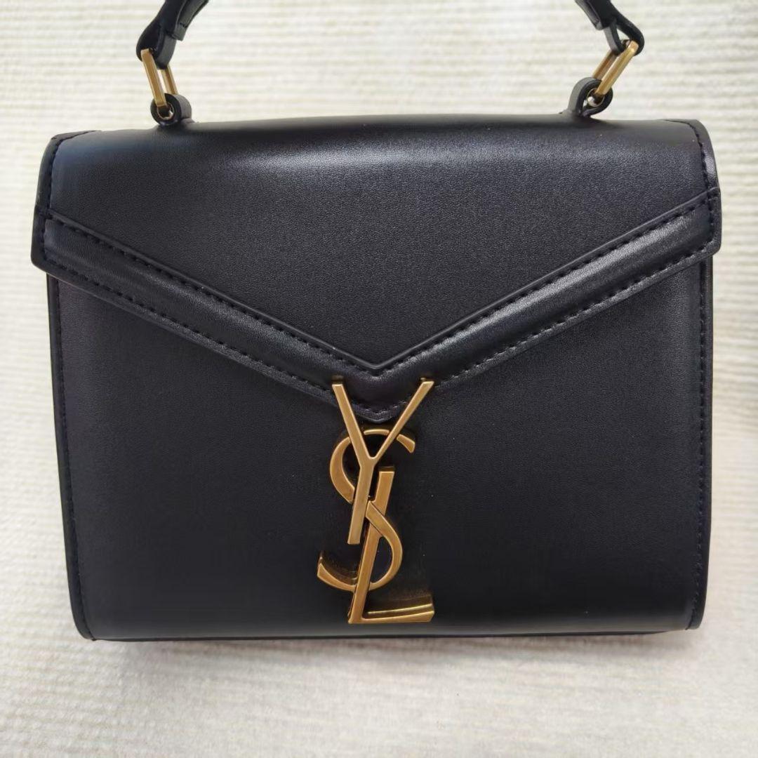 SAINT LAURENT ブラックショルダーバッグ