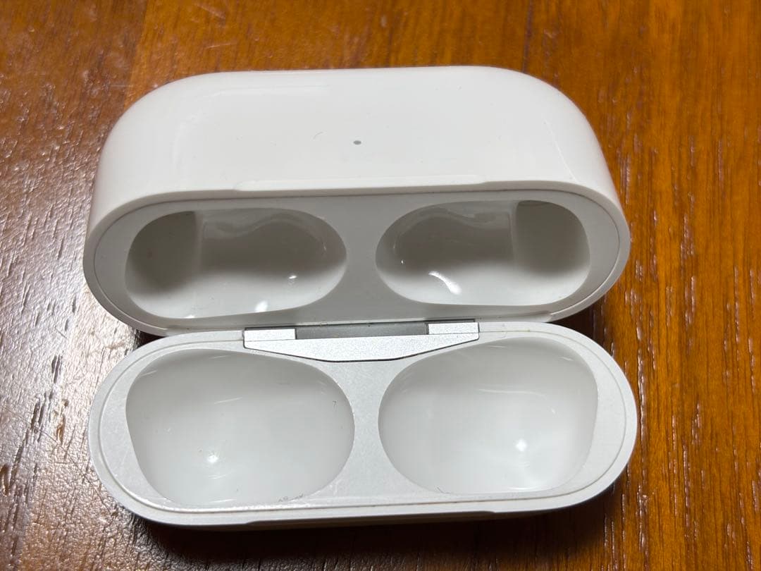 AirPods Pro 本体 充電ケース付き