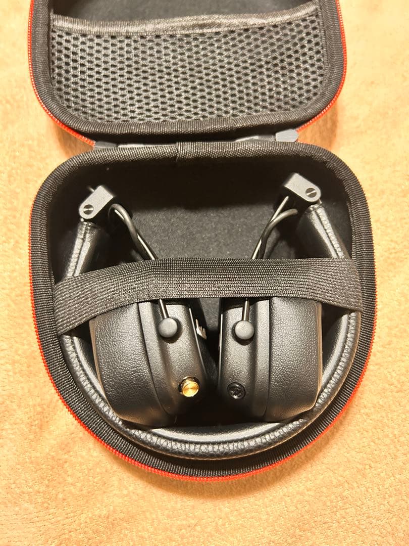 Marshall ワイヤレスオンイヤーヘッドホン Major V ブラック