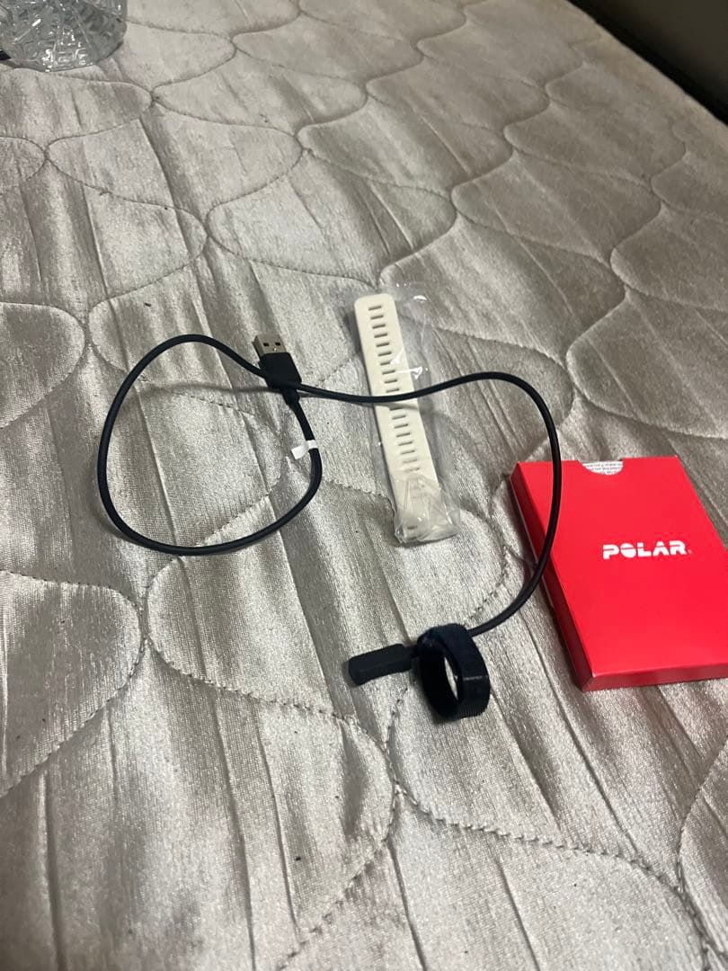 POLAR　ポラール　PACER ミルキーホワイト