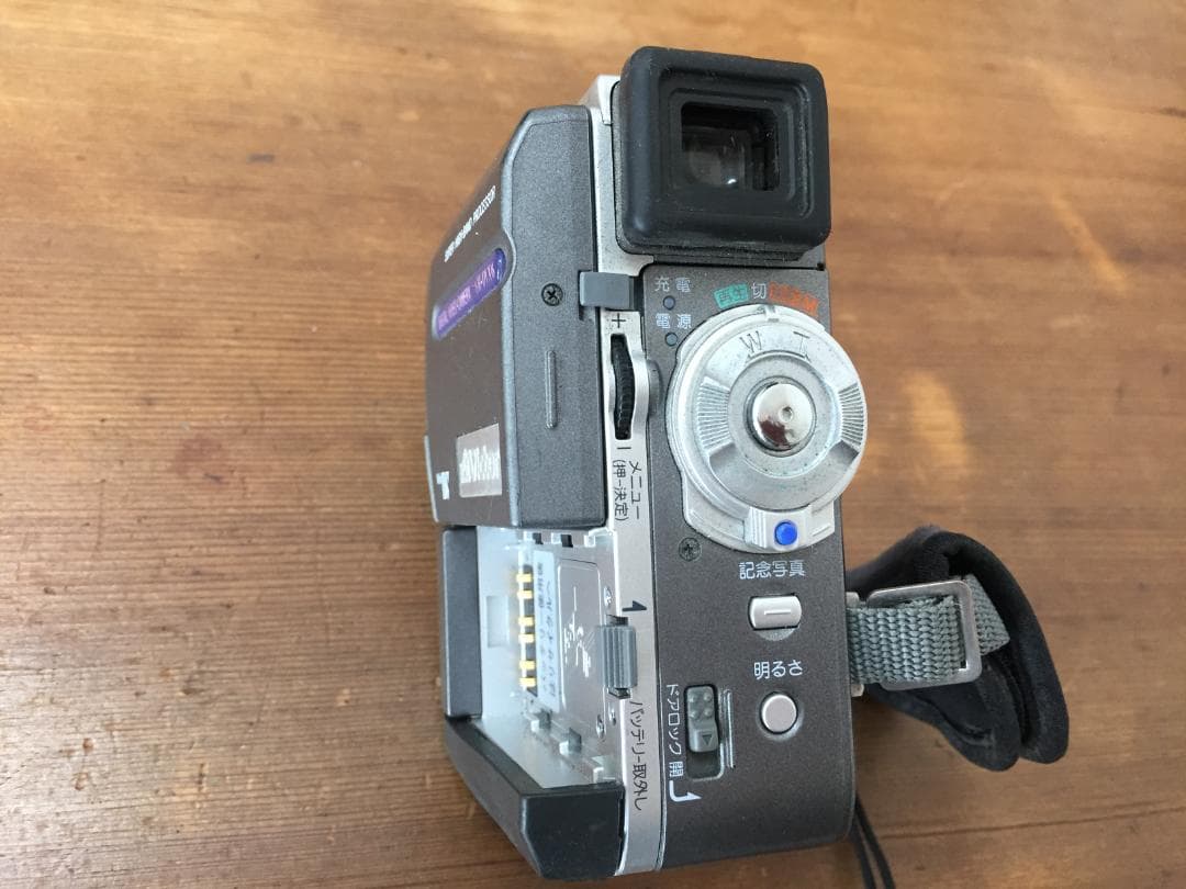 良品 撮影再生ダビングOK　VICTOR　GR-DVX6　付属品有　液晶綺麗