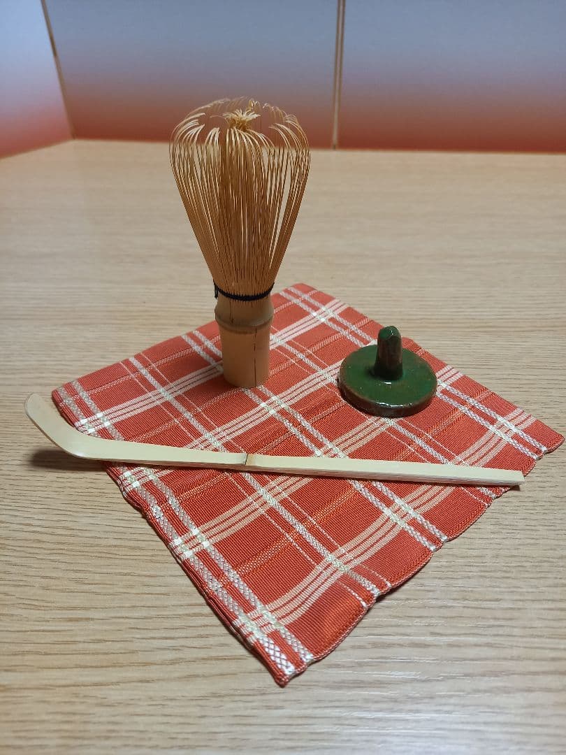 茶道具 鎌倉彫茶箱 抹茶碗 茶筅 茶筅立 棗 茶杓 古帛紗 振出 茶巾セット