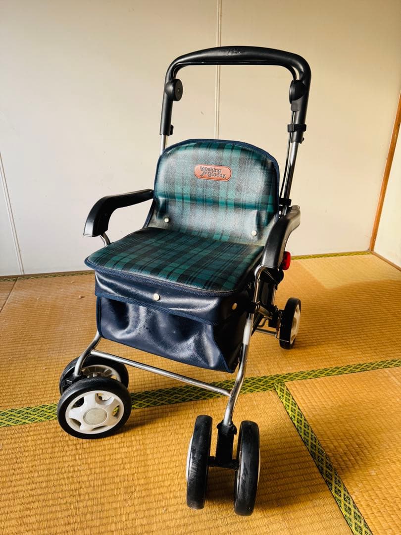 幸和製作所 シルバーカー 手押し車 ウォーキングステッキキャスター 折り畳み