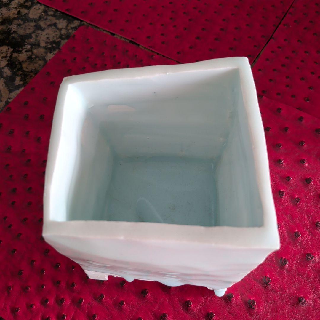加藤委　青白磁　角器