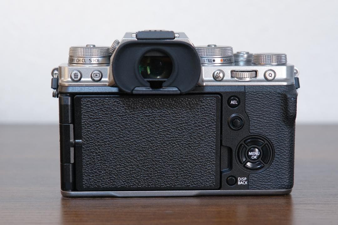 X-T4 ボディ シルバー Fujifilm