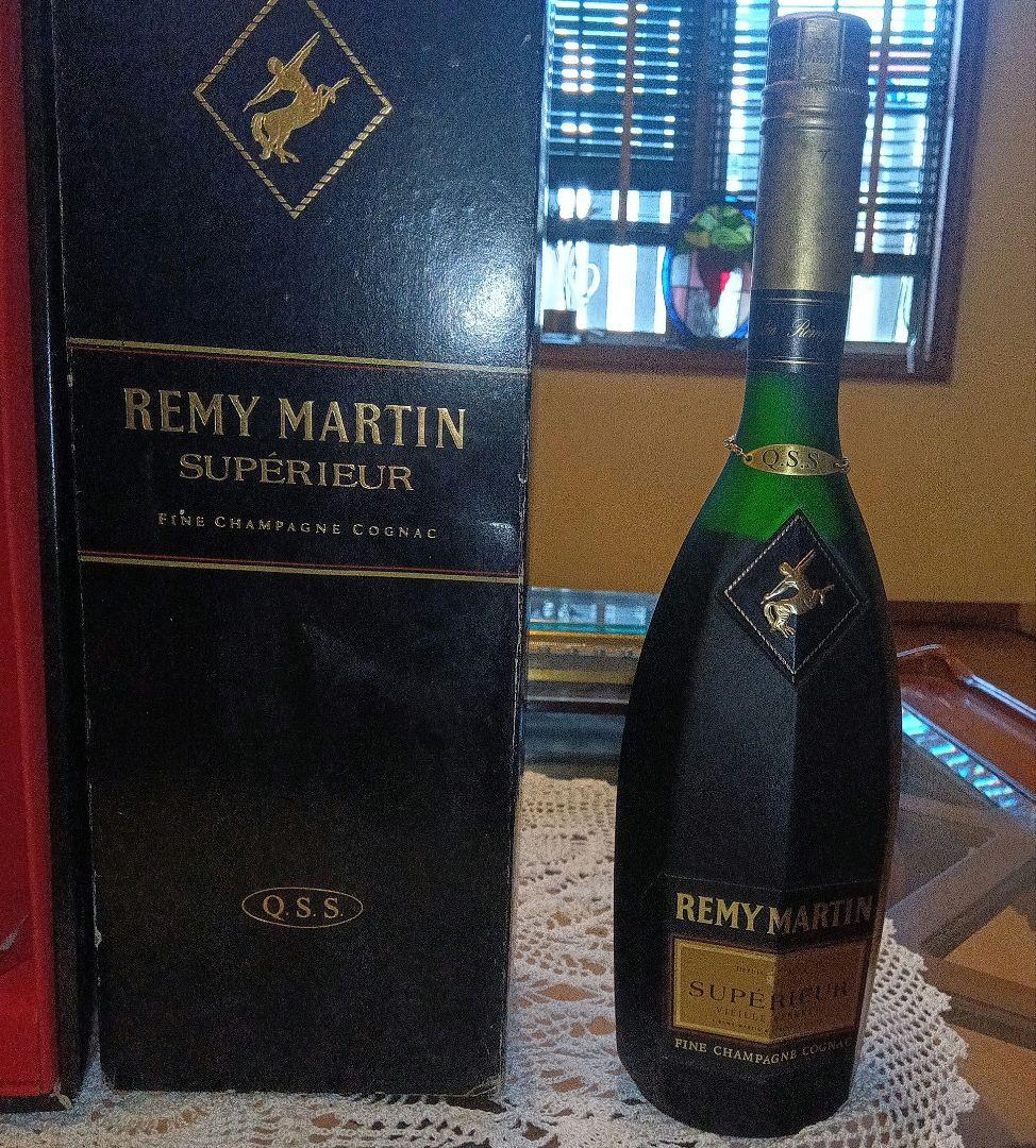 REMY MARTIN SUPERIEUR コニャック 750ml 箱入り