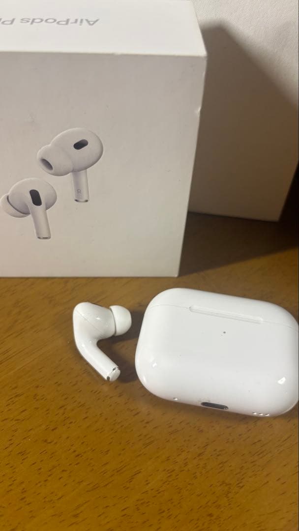 AirPods Pro2 本体 充電ケース付き