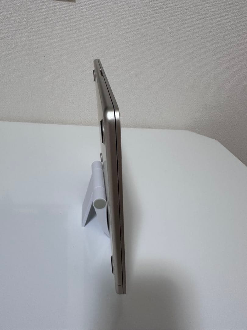 【美品】Apple 13.6インチMacBook Air 2022 M2