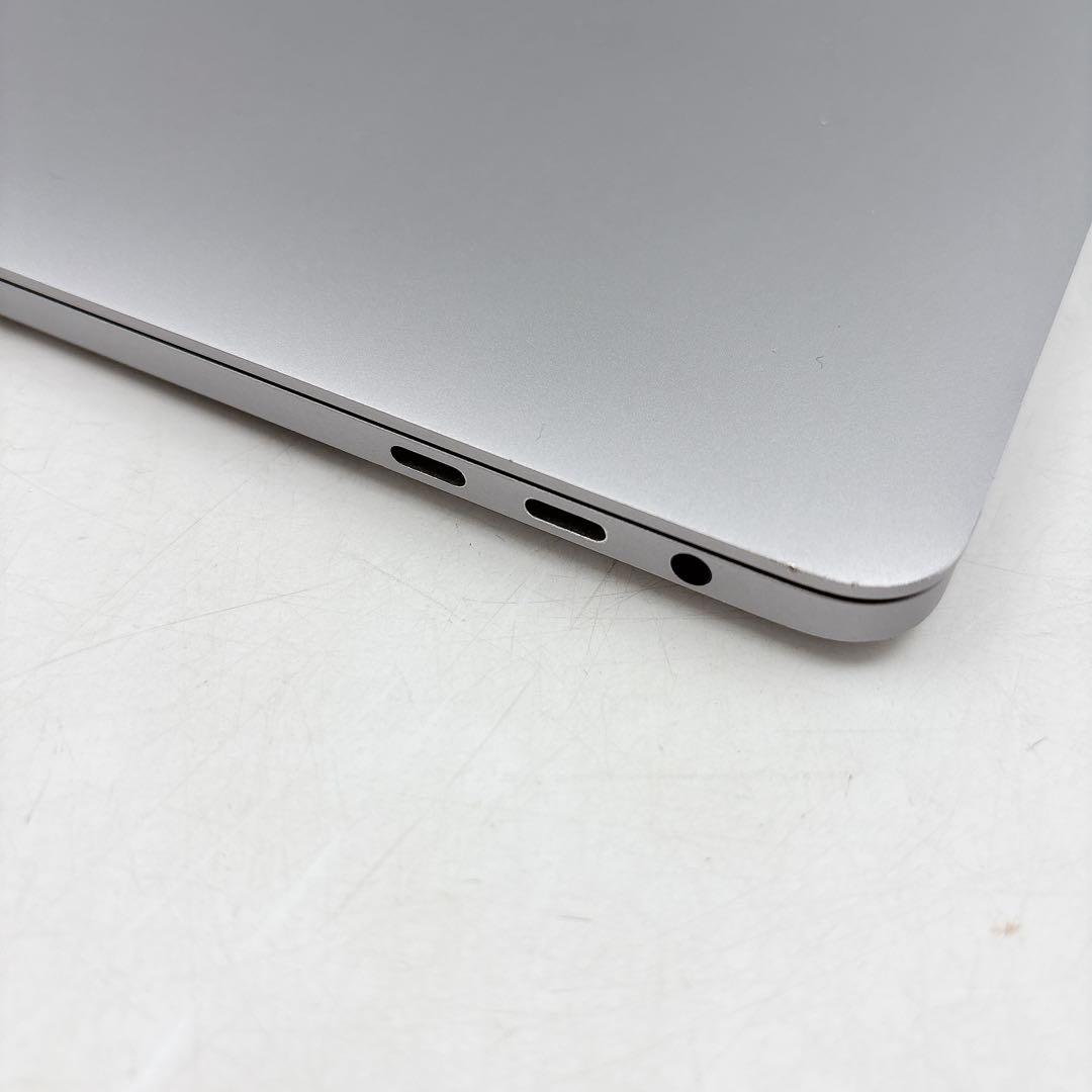 MacBookPro2019 13インチ i5 8GBSSD500GB 4ポート