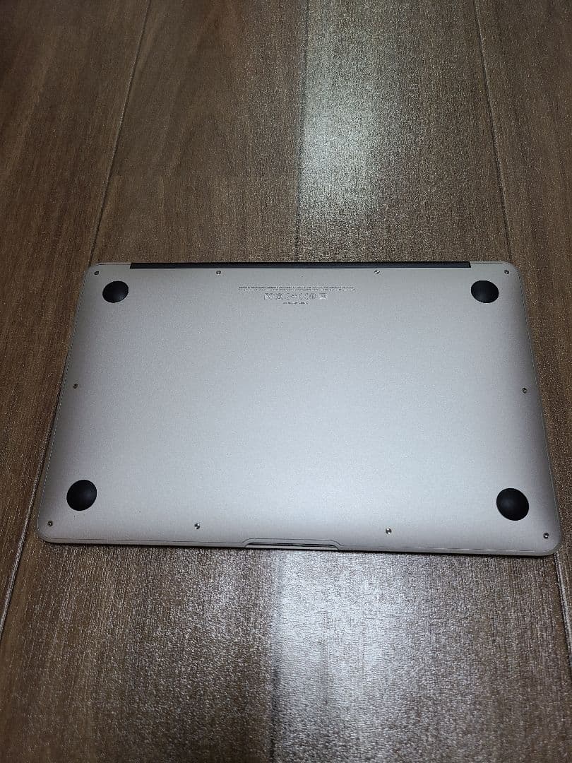 Apple MacBook Air（11-inch, Mid 2011）