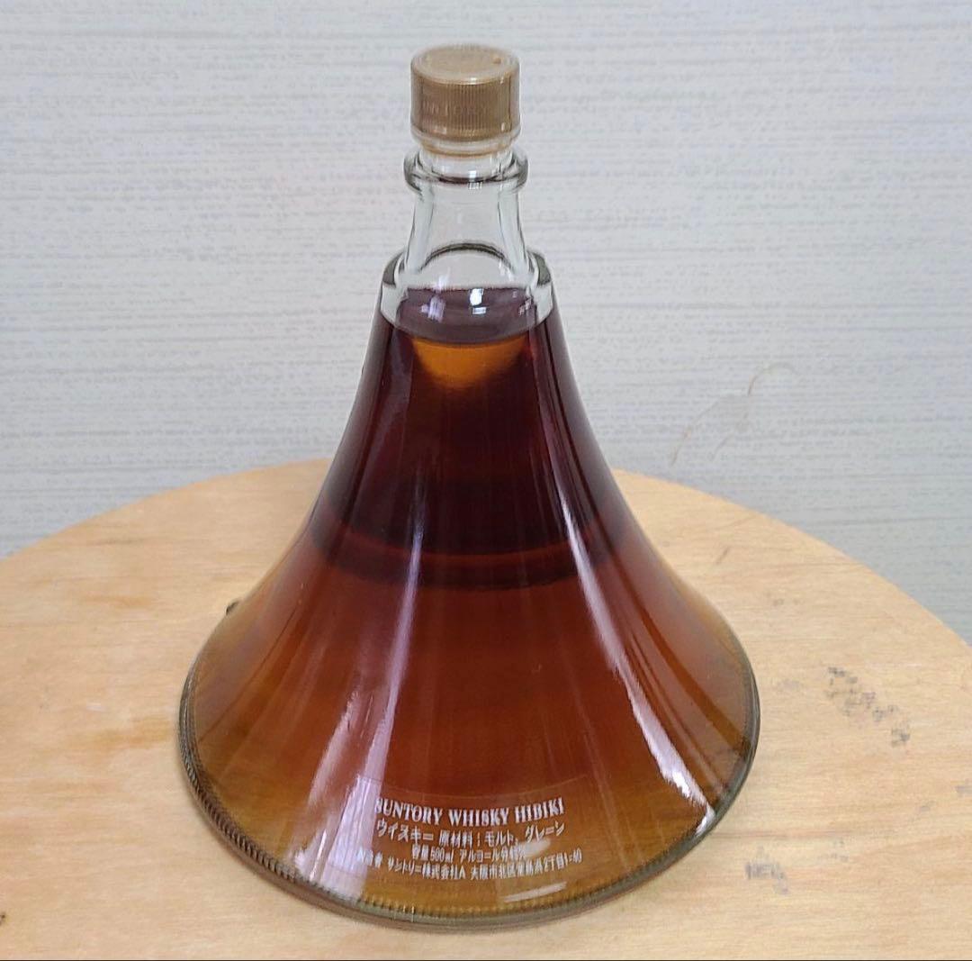響 ウイスキー ホルン型ボトル 500ml 43%