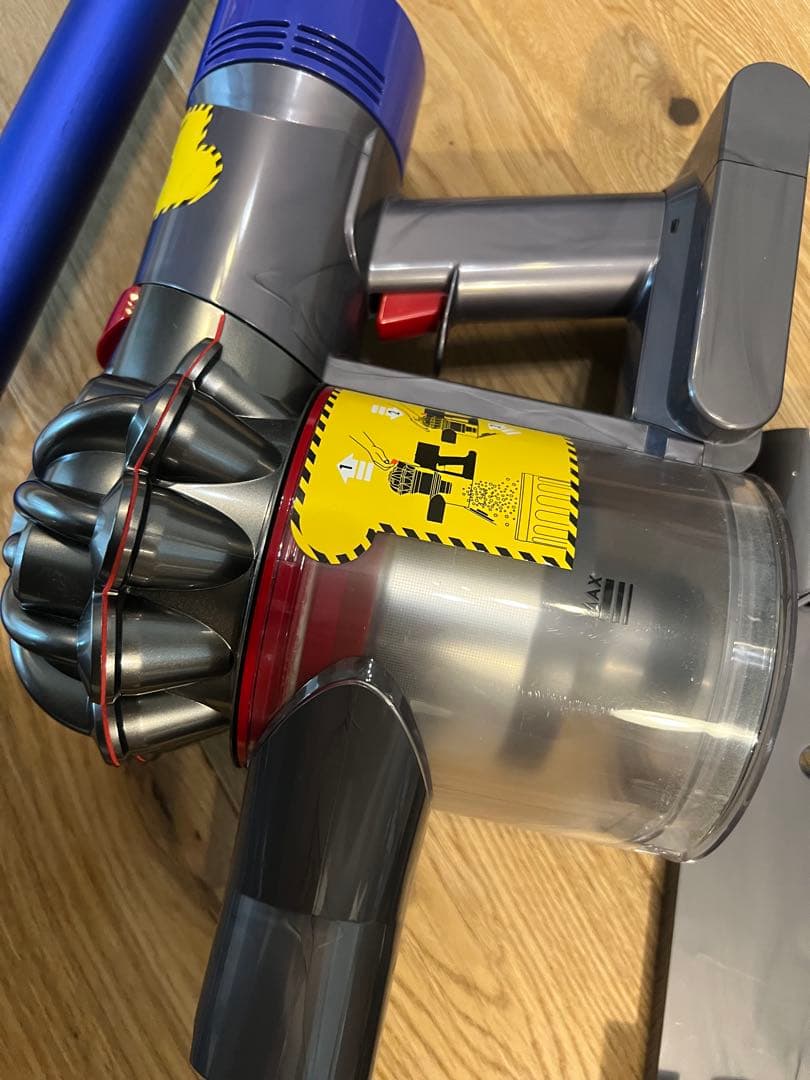 ダイソン　Dyson V7 Fluffy