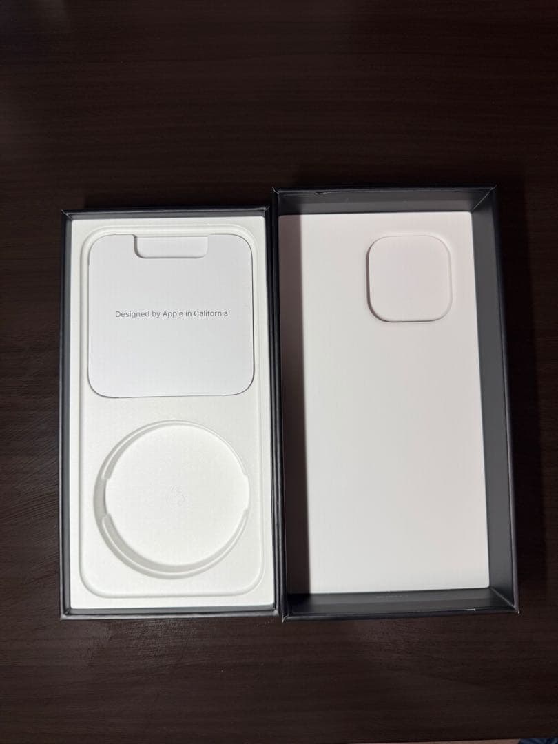 【極美品】 iPhone13Pro 256GBシルバー simフリー フィルム付
