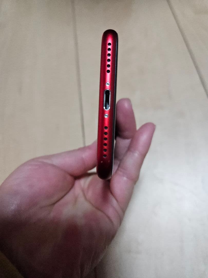 整備済み　Apple iPhone 8 64GB PRODUCT　SIMフリー