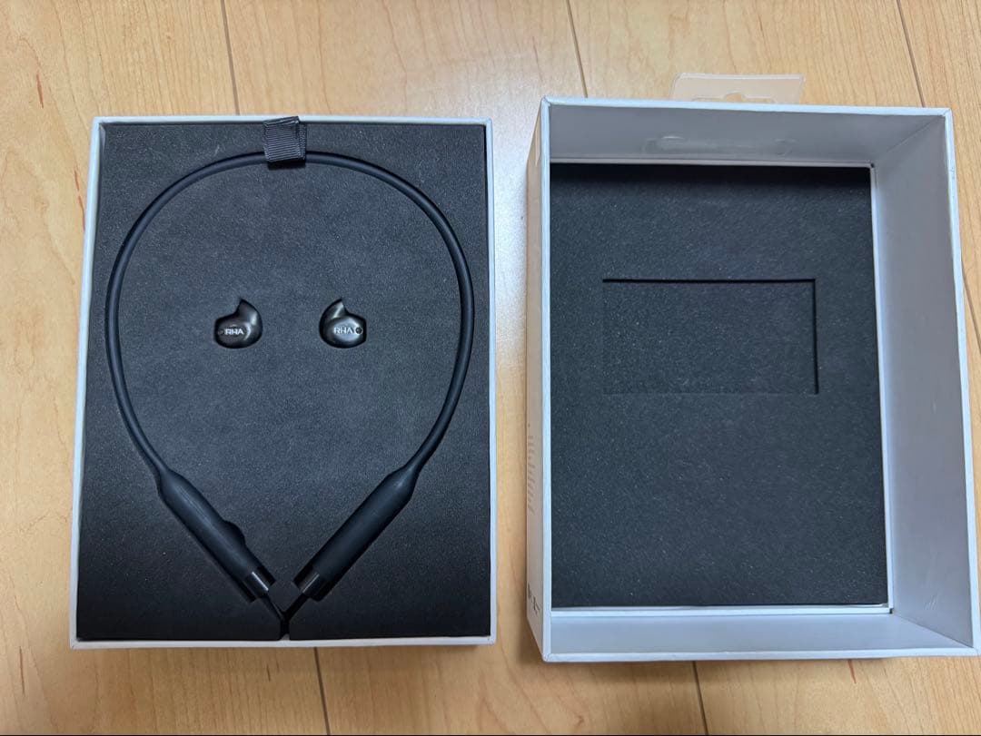 RHA T20 Wireless ブラック