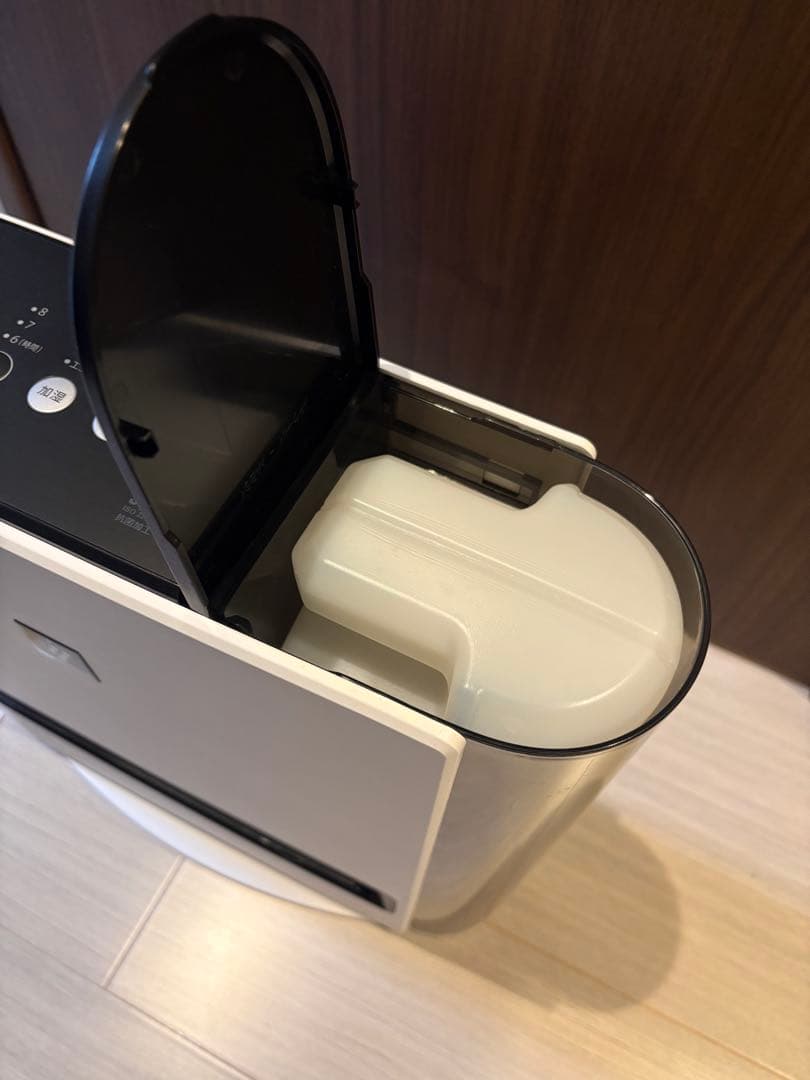 【美品】SHARP HX-TK12 加湿セラミックファンヒーター　2025年製
