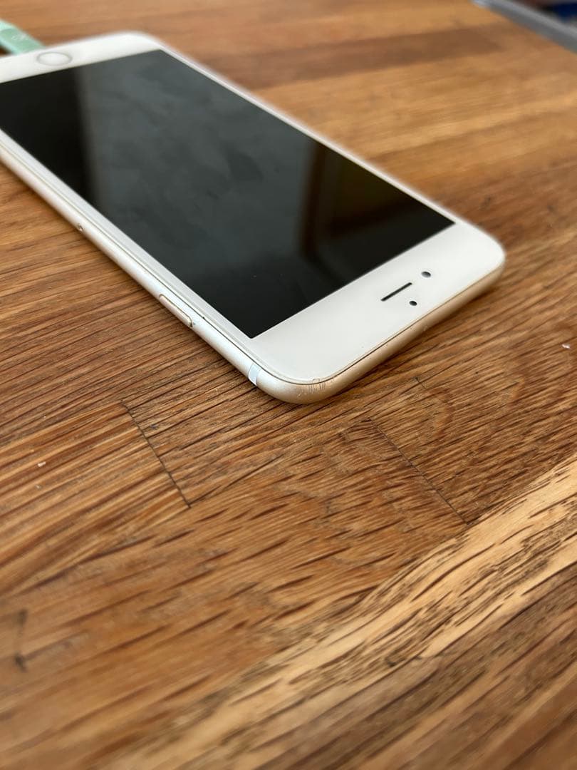 Apple iPhone 6 Plus ゴールド 64G au