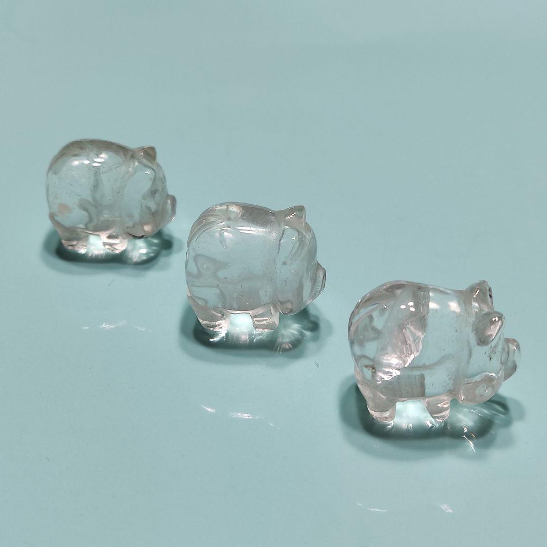 パワーストーン　天然石　水晶　ピッグ(豚さん)×3匹セット　No.435