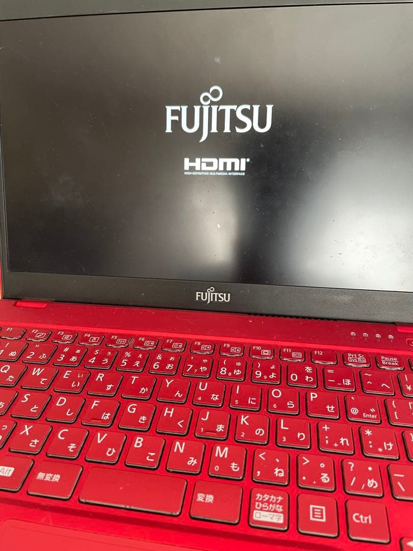 Fujitsu LIFEBOOK UH75/C3 赤色ノートPC