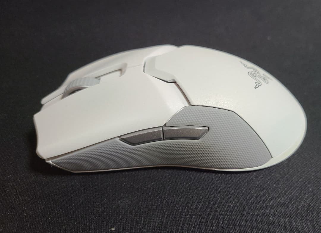 Razer ワイヤレスゲーミングマウス Viper Ultimate 充電ドッ…