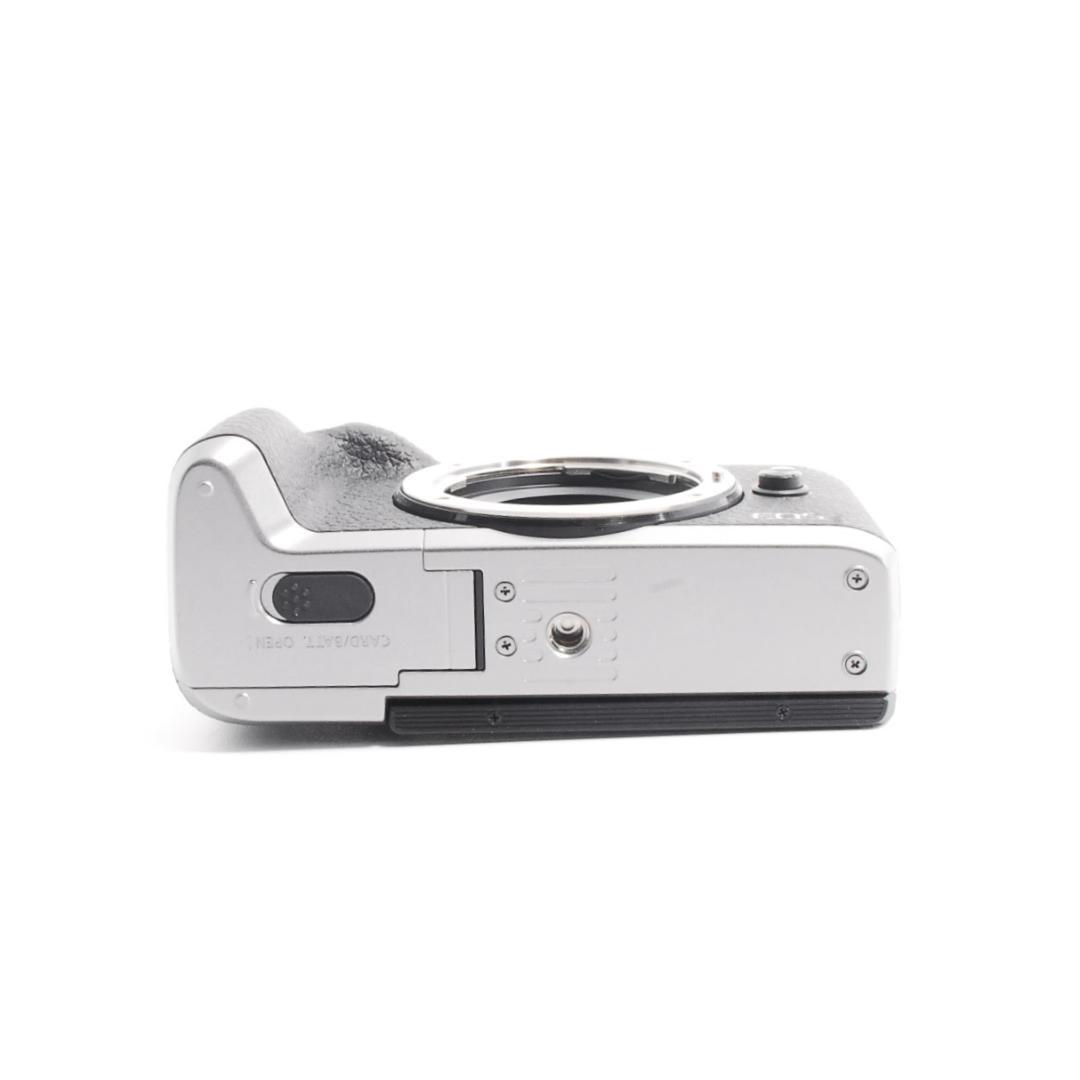Canon EOS M6 Mark II✨美品✨付属品多数✨撮った写真を即シェア