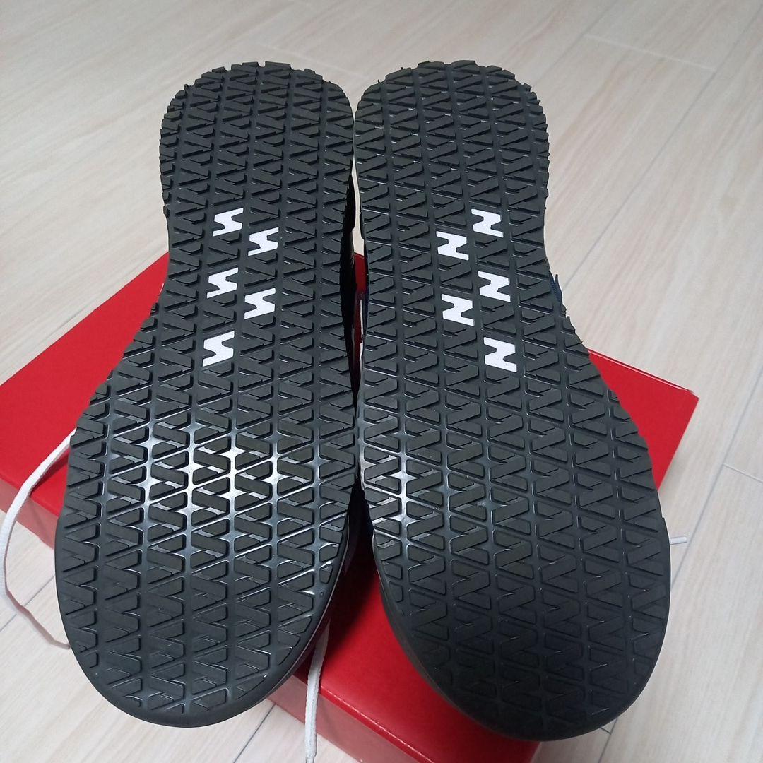 new balance ネイビー スニーカー　安全靴　23cm