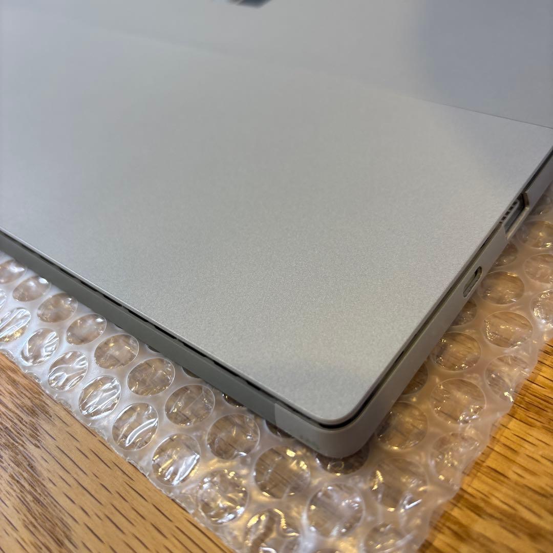 【美品】Microsoft Surface Pro 7 256GB 8GB
