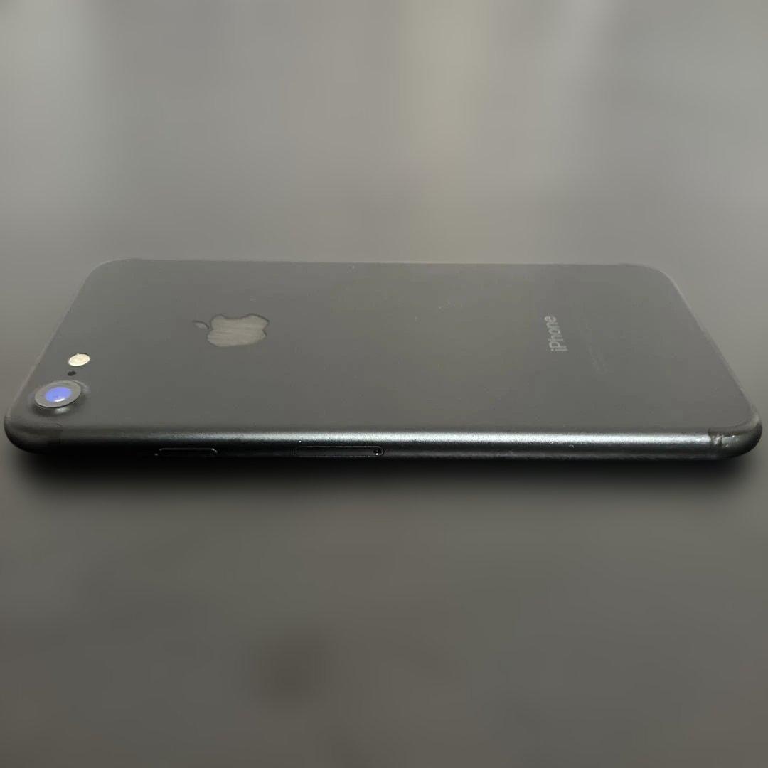 Apple iPhone 7 128GB ブラック