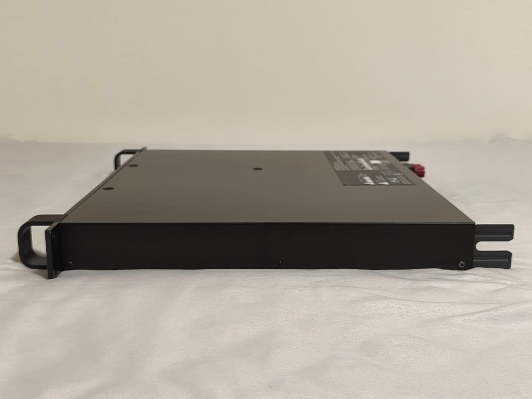 LAB.GRUPPEN ラブグルッペン IPD2400 パワーアンプ 通電確認