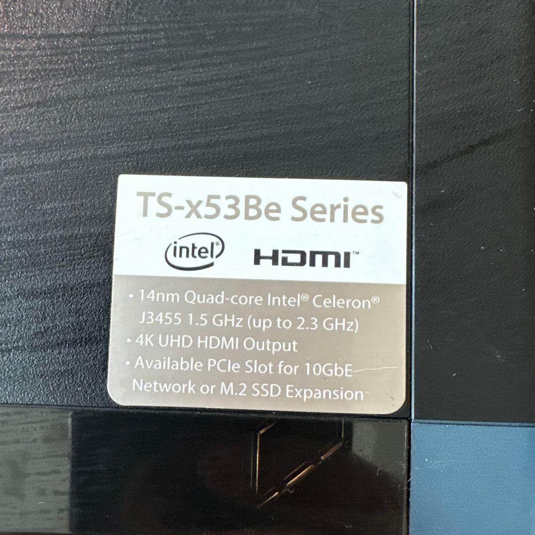 外付けハードディスク・ドライブ QNAP TS-453Be NAS