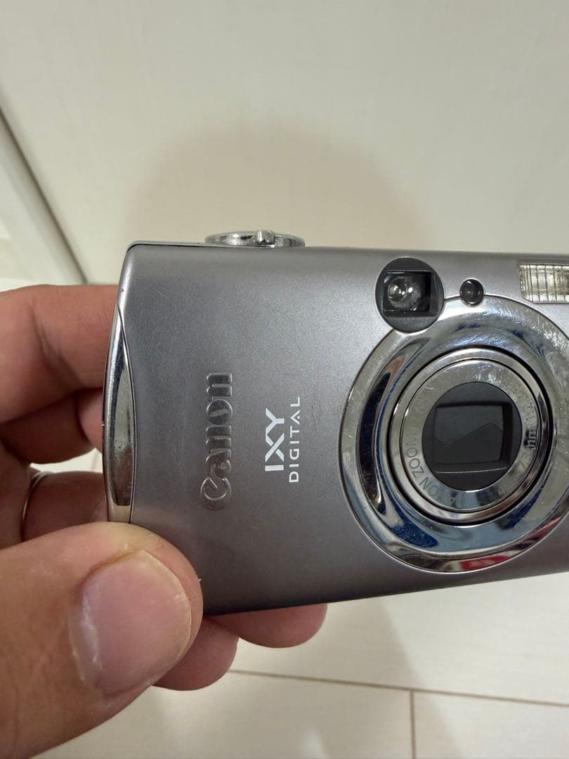 00 Canon IXY900IS DIGITAL シルバー ジャンク