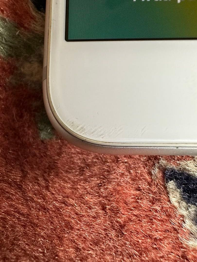 Apple iPhone シルバー 本体バッテリー100%