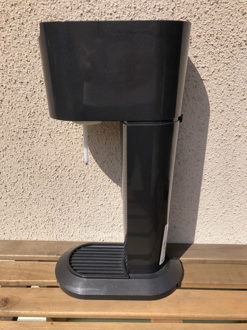 sodastream 炭酸水メーカー ボトル・ガスシリンダー付き