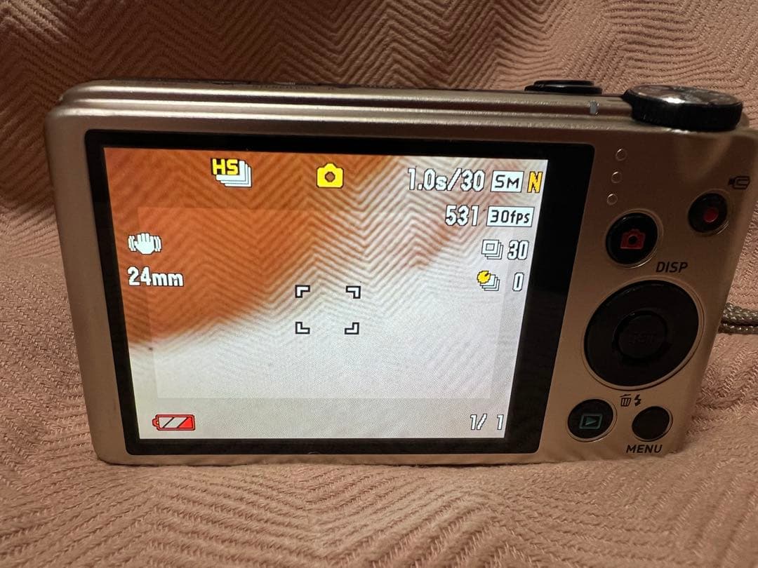 CASIO カシオ　EXILIM EX-ZR300 デジタルカメラ