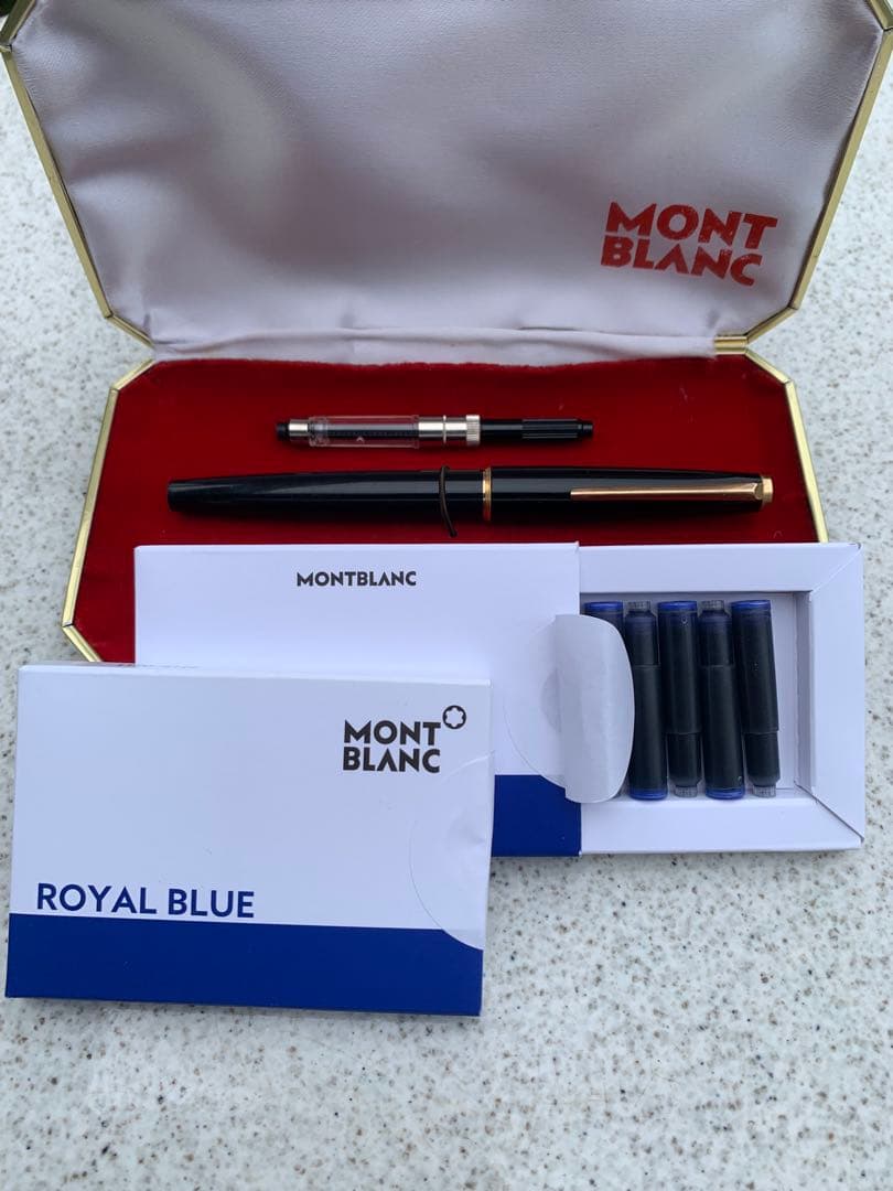 MONTBLANC 万年筆 ロイヤルブルーインク付き